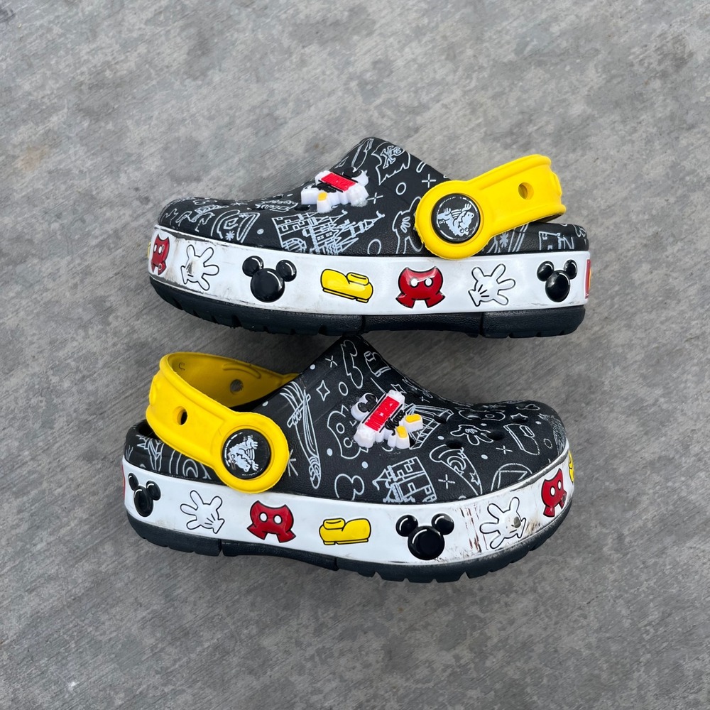 Crocs Kids Mickey Mouse Disney Parks Clogs Black Yellow Toddler Size 7 207102 - Picture 4 of 7